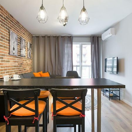 Orange, Modern Apartment In The City Centre Cracovia Exterior foto